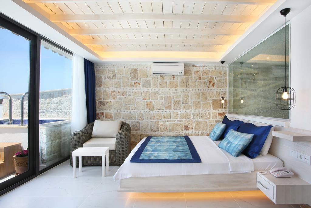 Nur Beach Hotel Каш Екстериор снимка